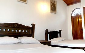 Casa Vieja Santa Marta (magdalena) 3*